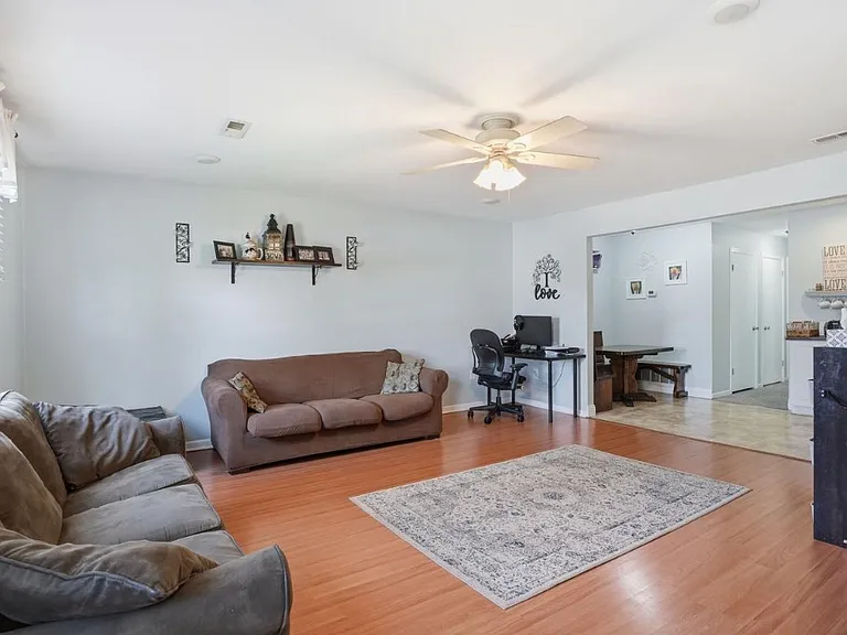 204 N Valley Forge Rd #6B — Photo 3