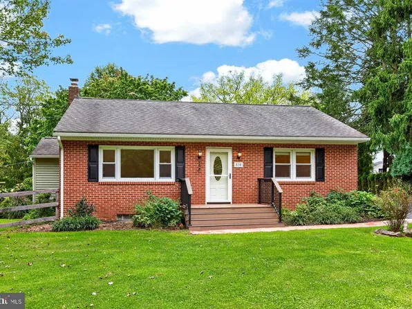 530 Fairview Rd, Glenmoore, PA 19343