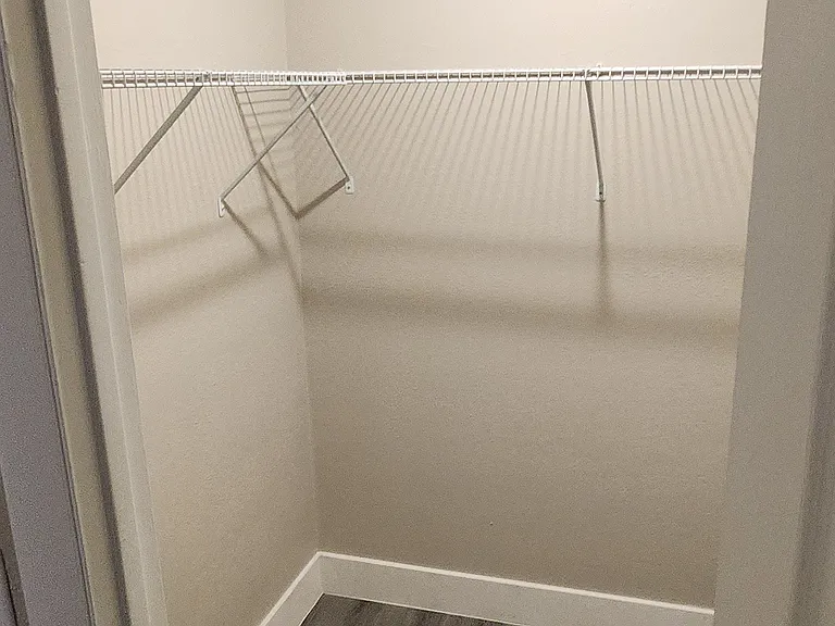 139 Windtree Ln #101 — Photo 4