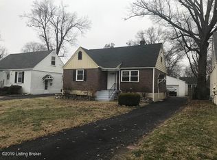 3809 Ormond Rd, Saint Matthews, KY 40207