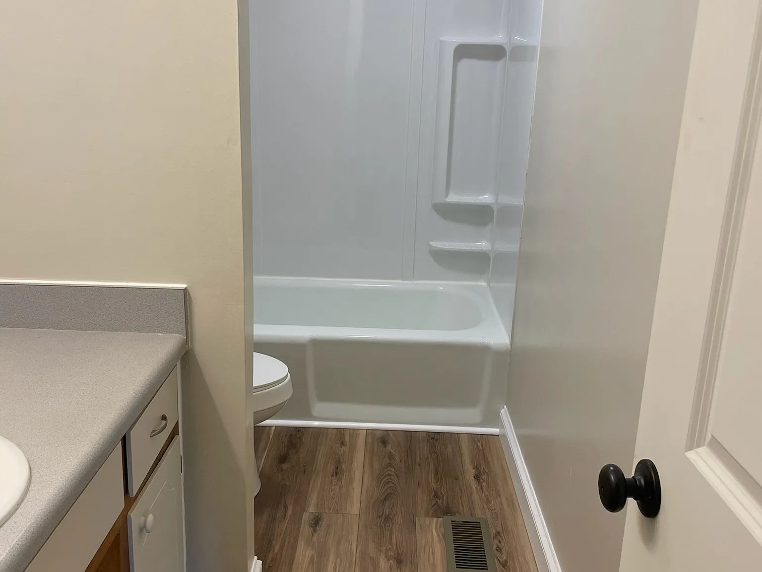3 bed, 1425 sqft, $1,850 — Photo 4