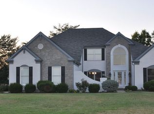 5636 Crestwood Dr, Mason, OH 45040