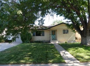 151 Cornell Cir, Pueblo, CO 81005
