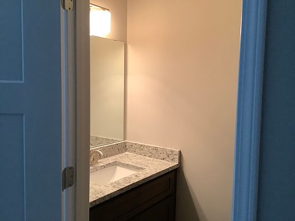 5th image of 1363 Fosters Aly