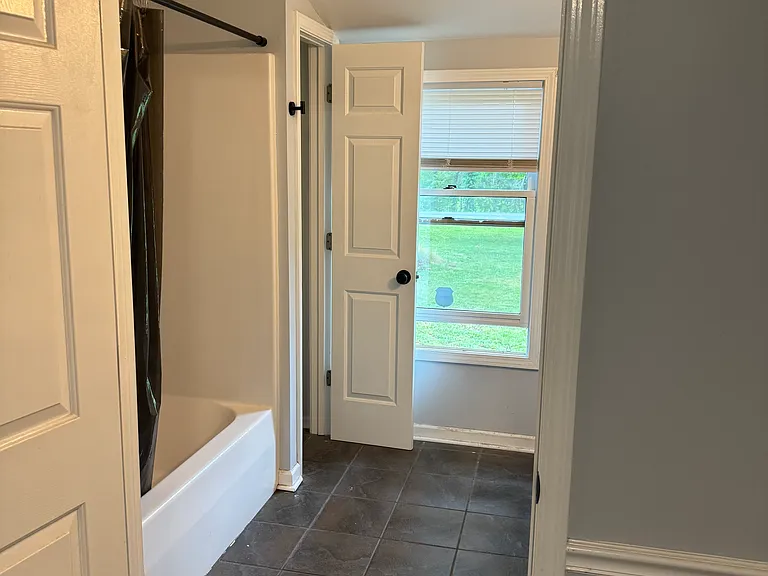 530 Cedar Grove Rd — Photo 7