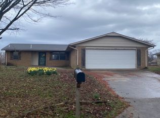 1606 Bluejay Ln, Muskogee, OK 74403