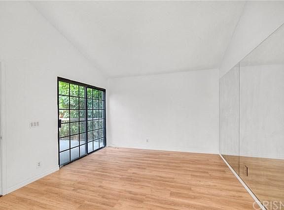 5th image of 2328 Archwood Ln Unit 70