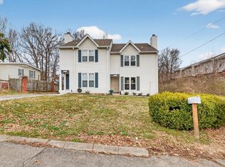 1211 Waggoner Dr, Nashville, TN 37214