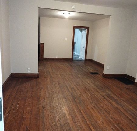 5th image of 745 S Terrace Ave