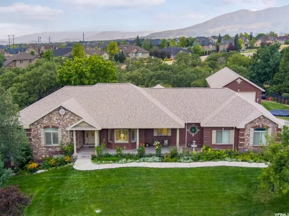 184 S Pfeifferhorn Dr, Alpine, UT 84004