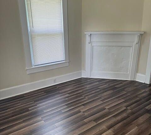 4th image of 700 Douglas Ave