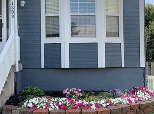 1308 Dalton Cir, Lees Summit, MO 64081