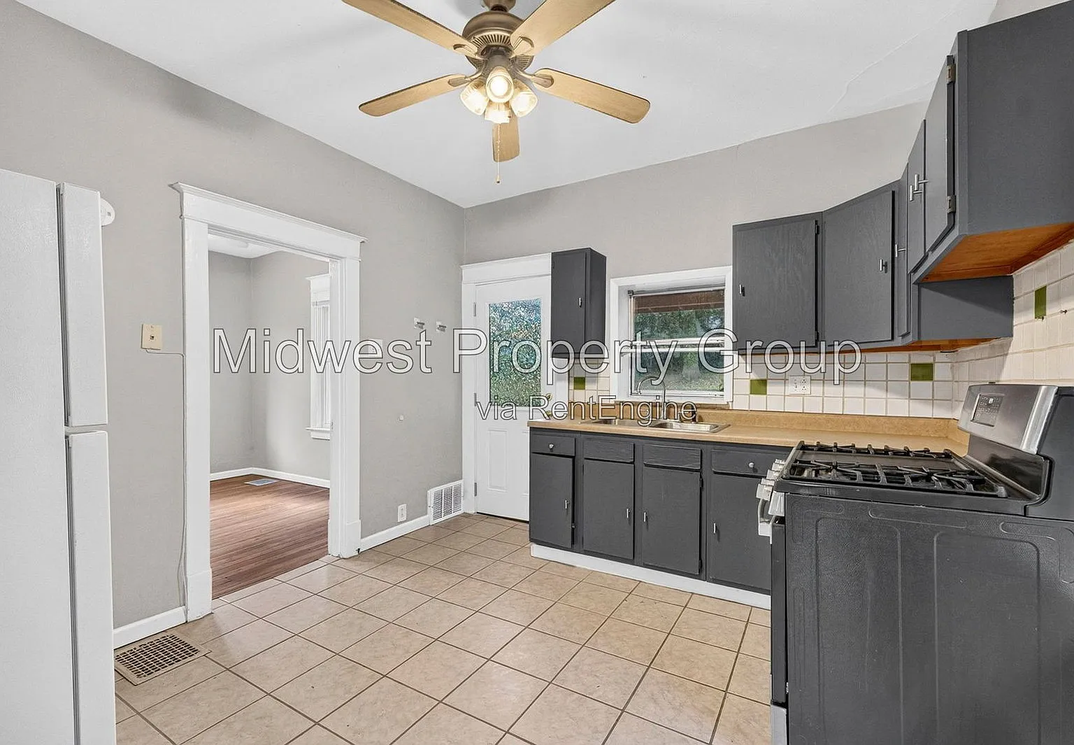 2 bed, 1.0 bath, 756 sqft, $1,400 — Photo 4