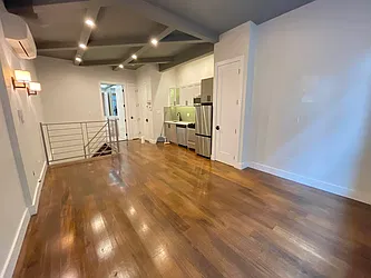 Rented by Tapiro Realty