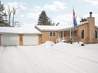 5662 County Road 612, Lewiston, MI 49756