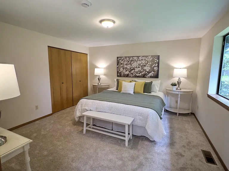 3910 Maple Rd — Photo 21
