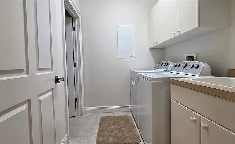 222 Lewis Cir #142 — Photo 23