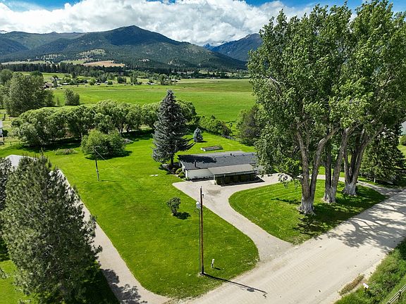5th image of 2641 Meridian Rd