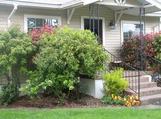 6015 NE Skidmore St, Portland, OR 97218