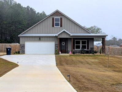 11922 S County Road 33, Cottonwood, AL, 36320