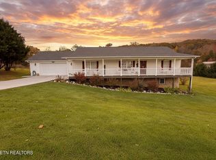 158 Sunny Dale Ln, White Pine, TN 37890