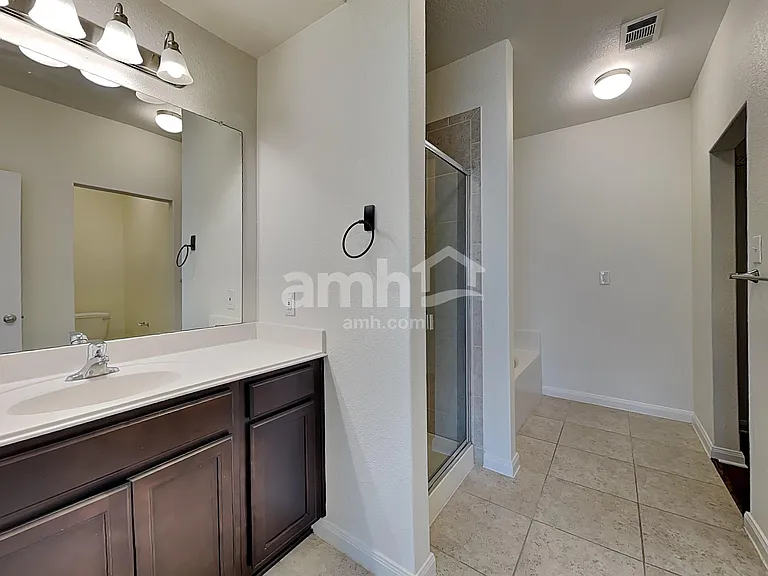 920 Summer Stream Rd — Photo 12