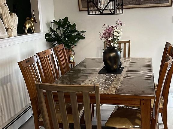 5th image of 152 Dogwood Road