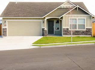2810 NE Hope Dr, Bend, OR 97701