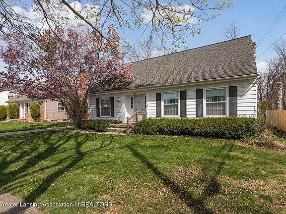 3rd image of 3214 Brisbane Dr