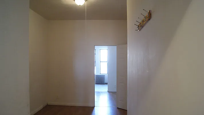 Rented by East Williamsburg Realty Inc | media 22