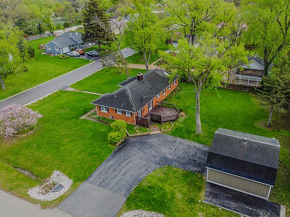 3rd image of 5536 Howard Ave