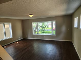 542 Summit St NE, Columbia Heights, MN 55421