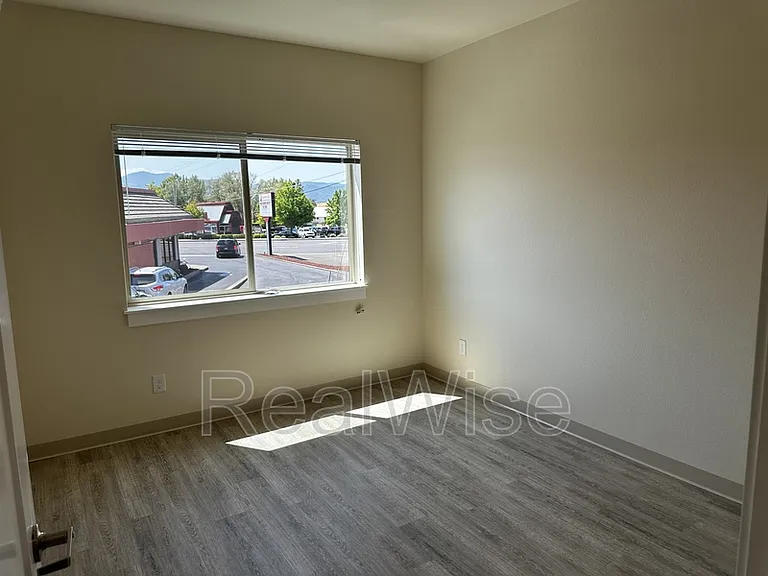 1935 Table Rock Rd #12 — Photo 8