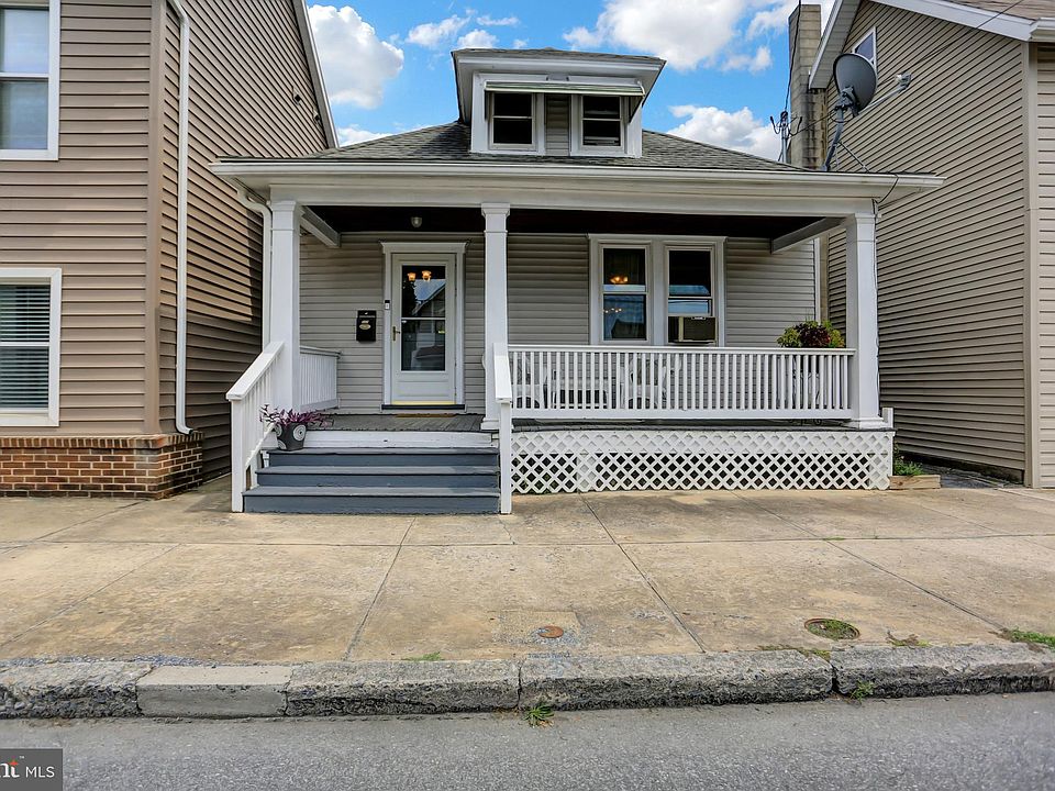 522 S Main St, Chambersburg, PA 17201 Zillow