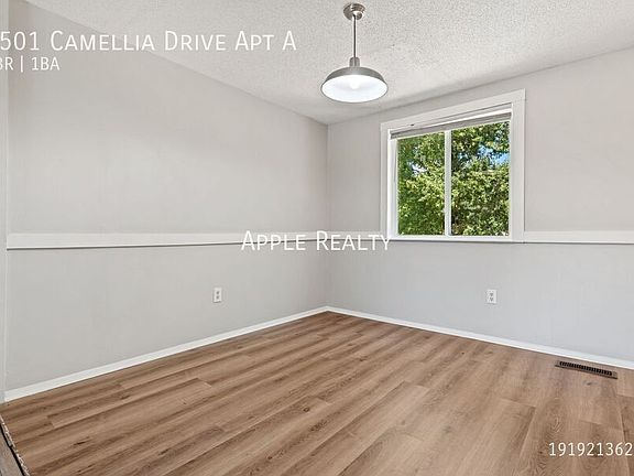 5th image of 2501 Camellia Dr #A