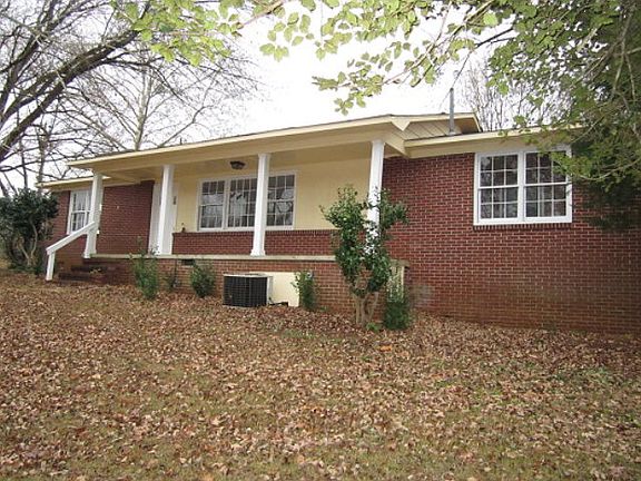 2nd image of 141 Canyon Dr