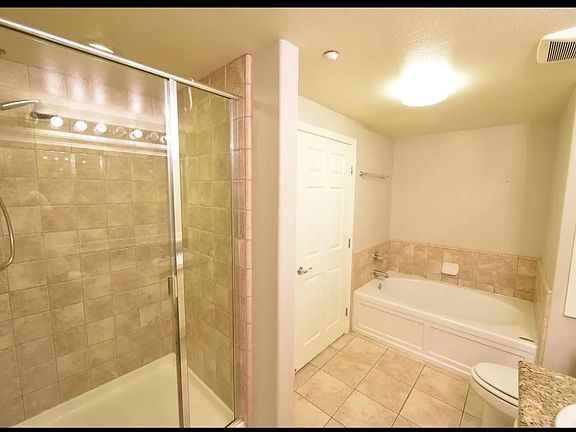 4th image of 3360 Maguire Way #0