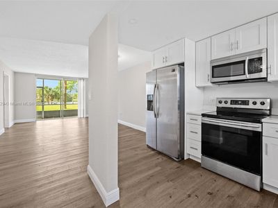 8060 N Sunrise Lakes Dr APT 103, Sunrise, FL, 33322