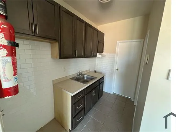 605 Nye Ave, Irvington, NJ