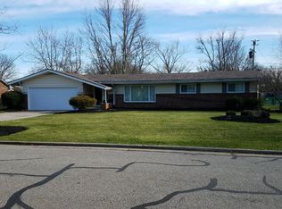 331 Arleta Dr, Defiance, OH 43512