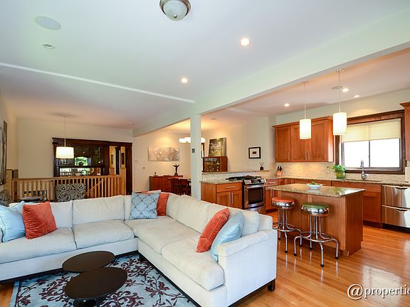 Kitchen/Living Room