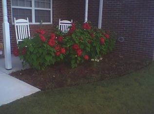 310 Rosenwald Ln, Hampton, GA 30228