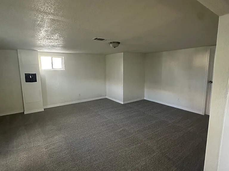 4747 S Acoma St — Photo 25