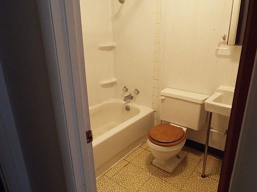 2nd image of 1200 Sanpat Ln APT F3