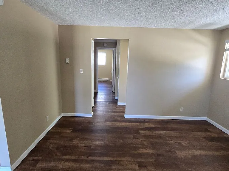 1715 Center Ave #15 — Photo 76