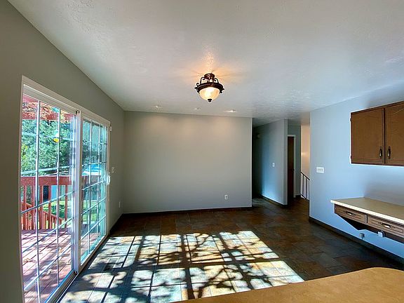 5th image of 2096 E Falcon Hill Dr