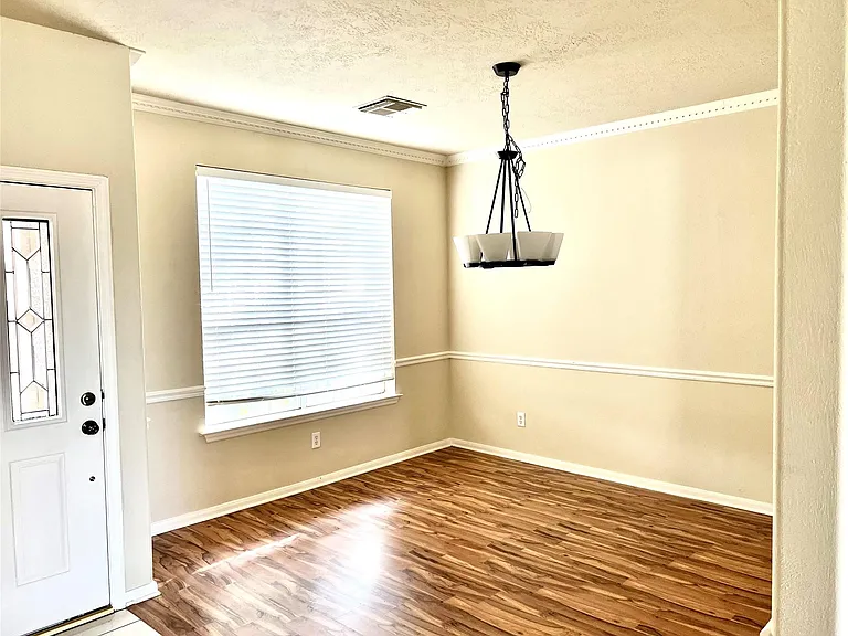 4911 Knights Branch Dr — Photo 13