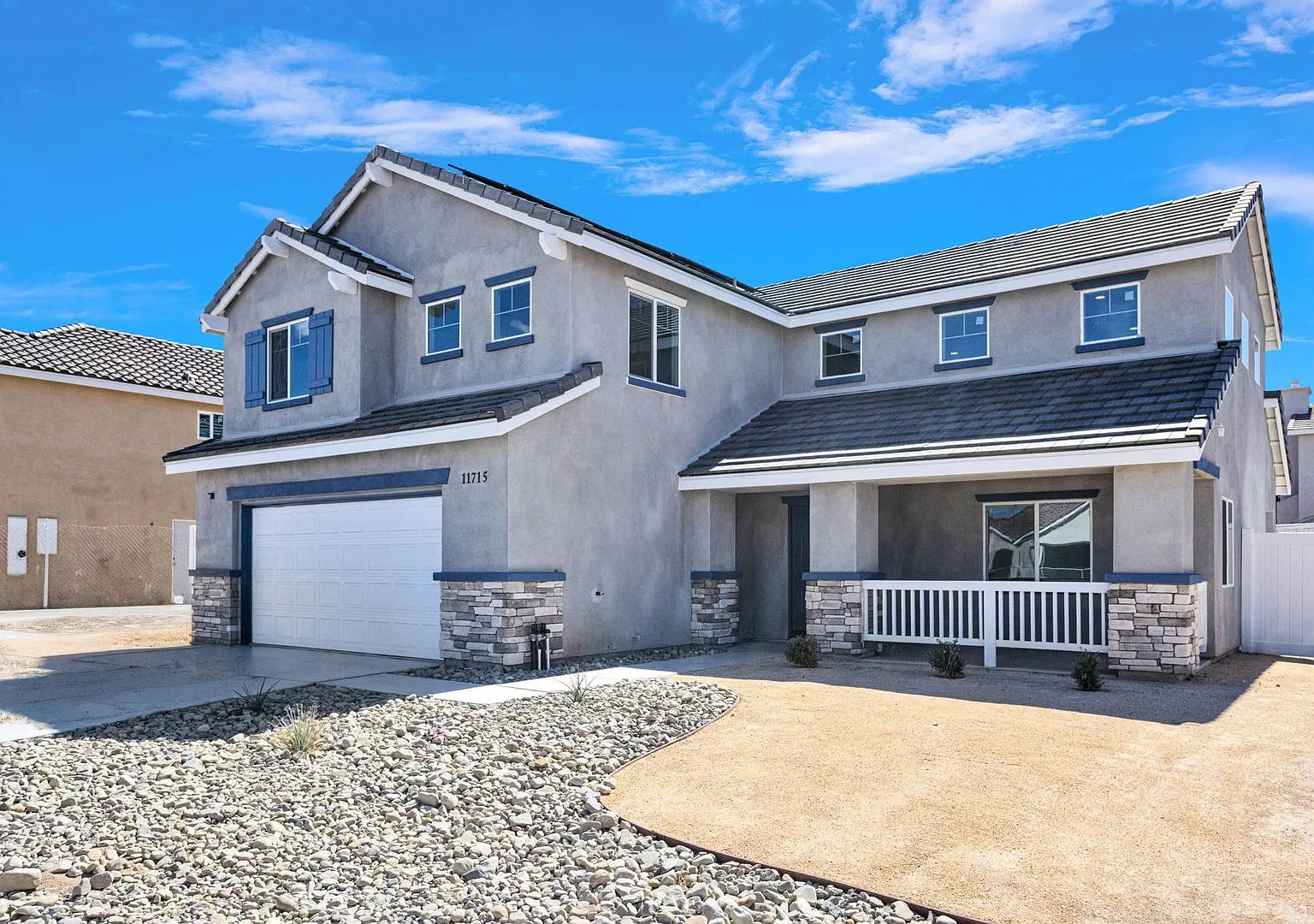 New New New Adelanto Home / 1/2 Off First Month's Rent — Photo 1