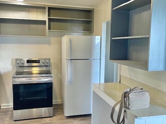 2nd image of 1041 Mahanani Pl