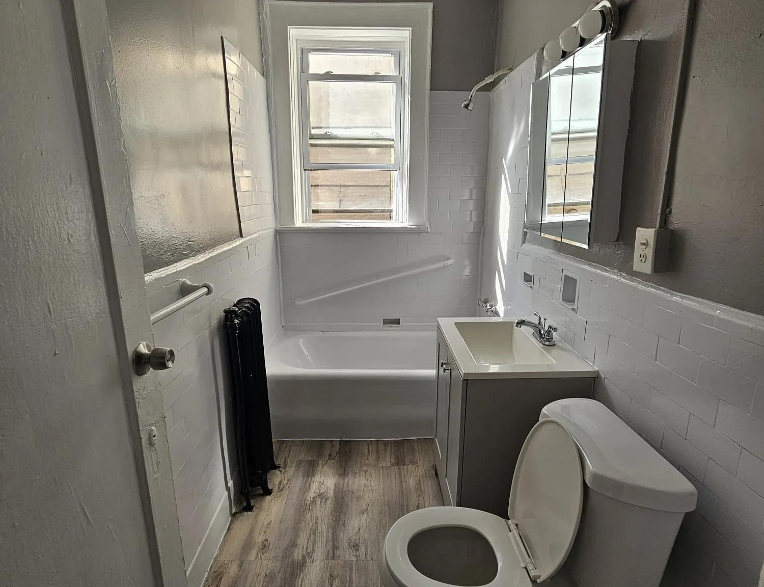 2 bed, $1,650 — Photo 4